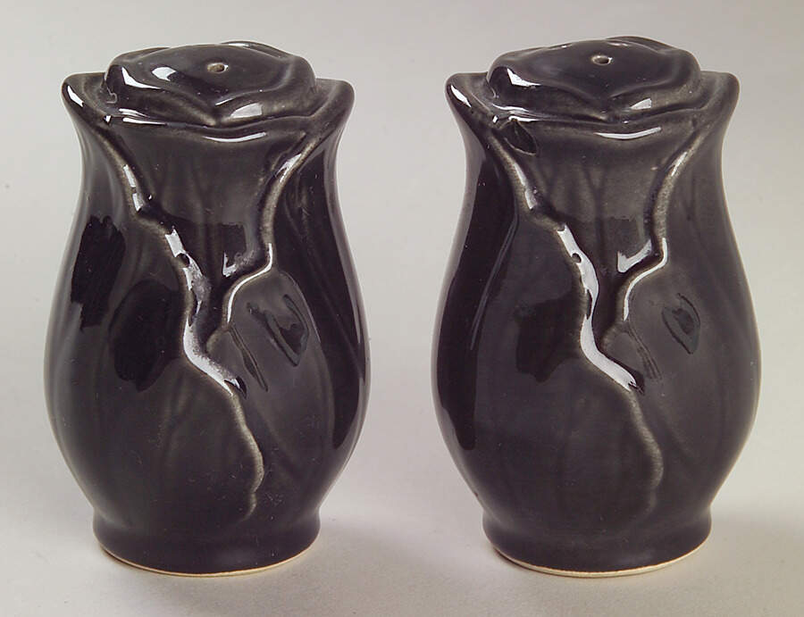 Lotus Black (Glossy) Salt & Pepper Set by Metlox - Poppytrail - Vernon-1