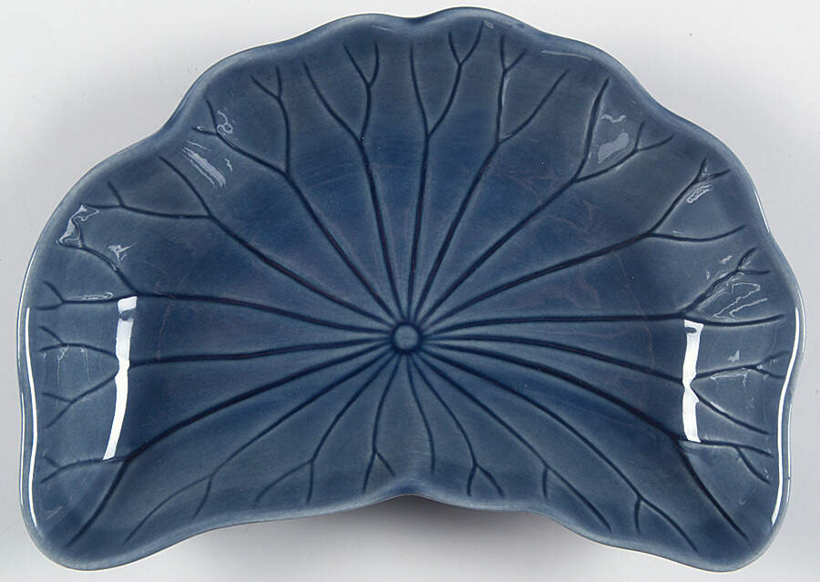 Lotus Medium Blue Crescent Salad Plate by Metlox - Poppytrail - Vernon-1