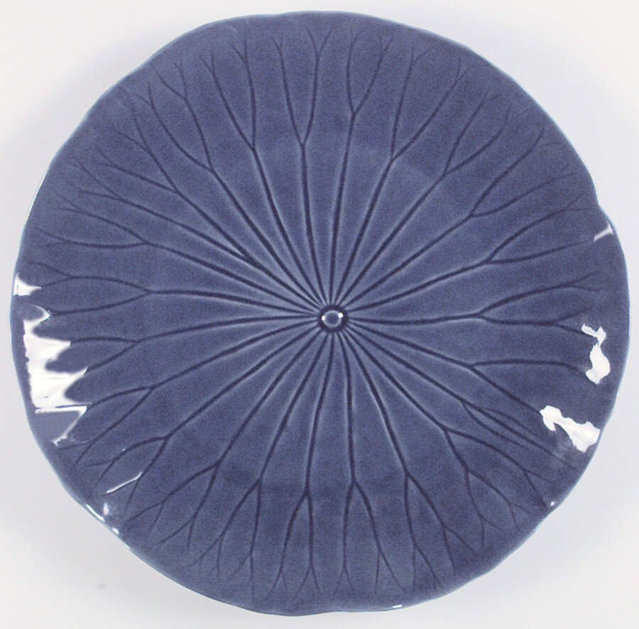 Lotus Medium Blue 17" Chop Plate (Round Platter) by Metlox - Poppytrail - Vernon-1