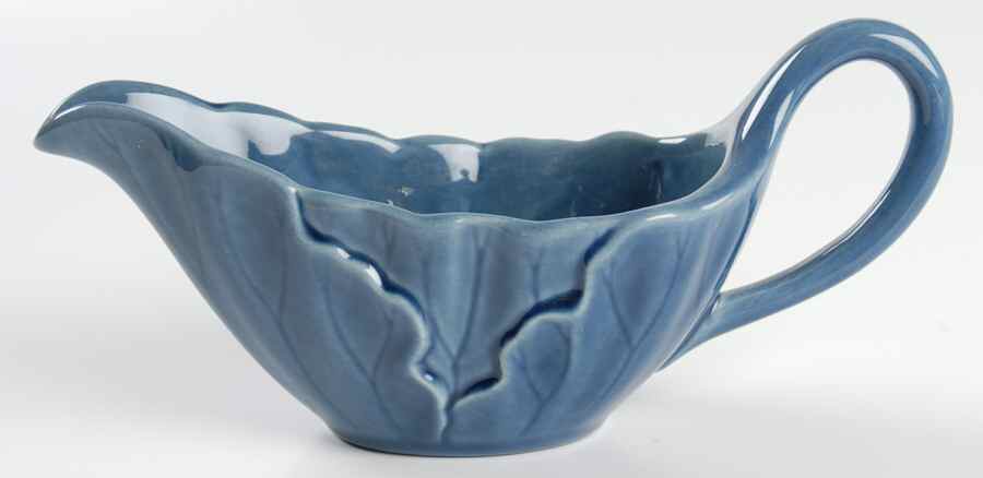 Lotus Medium Blue Gravy Boat by Metlox - Poppytrail - Vernon-1