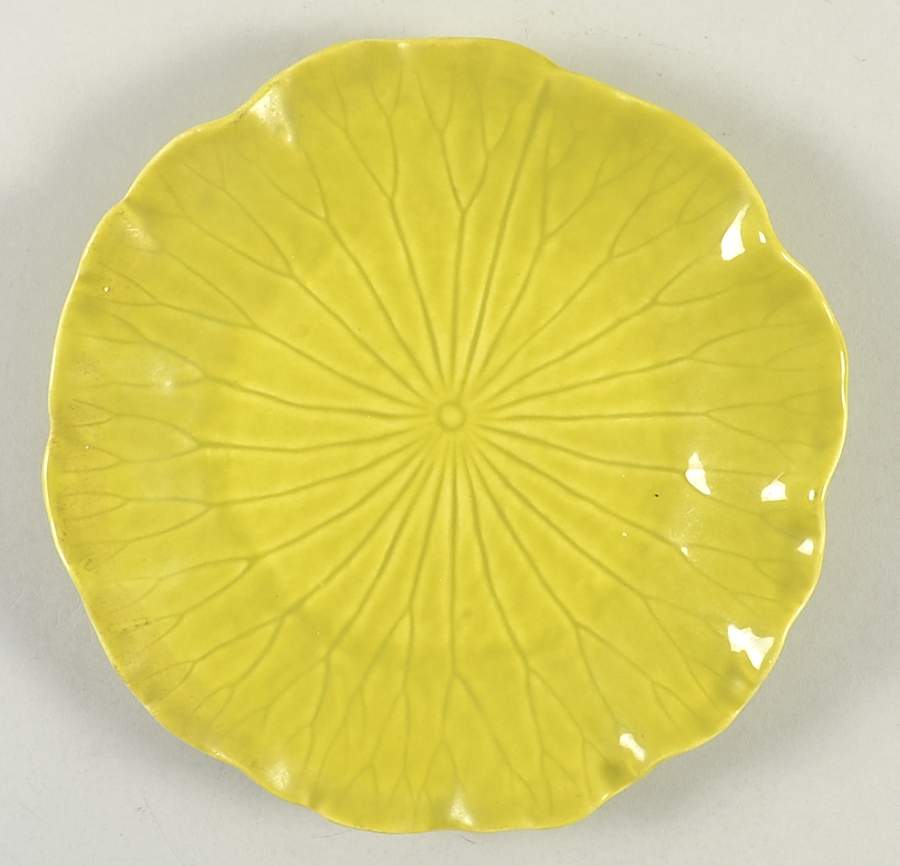 Lotus Fern Green Salad Plate by Metlox - Poppytrail - Vernon-1