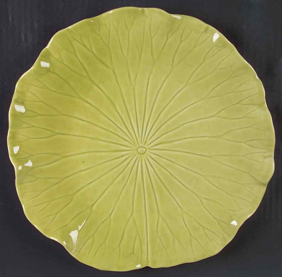 Lotus Fern Green Dinner Plate by Metlox - Poppytrail - Vernon-1