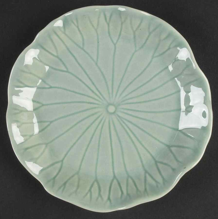 Lotus Jade Green Bread & Butter Plate by Metlox - Poppytrail - Vernon-1