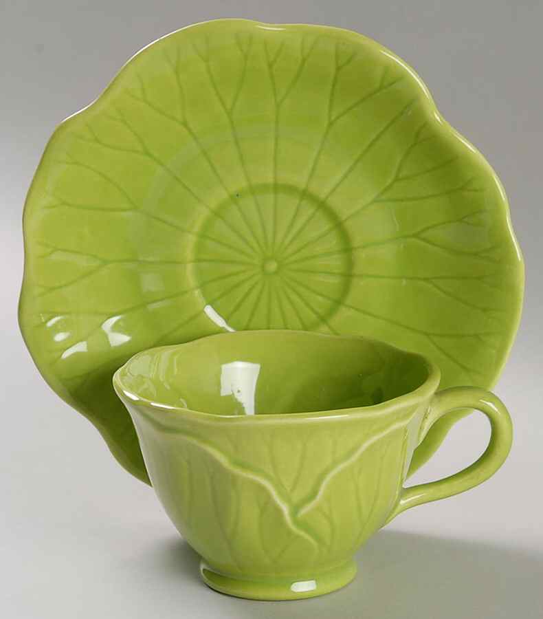 Lotus Lime Green Footed Cup & Saucer Set by Metlox - Poppytrail - Vernon-1