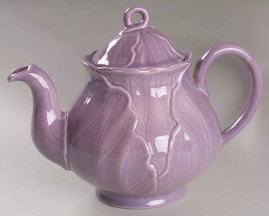 Lotus Lilac Teapot & Lid by Metlox - Poppytrail - Vernon-1