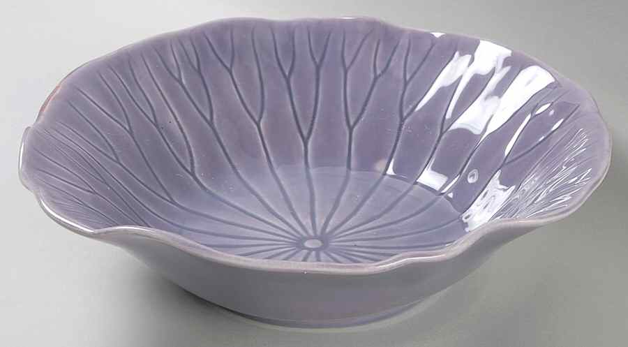 Lotus Lilac 11" Round Vegetable Bowl by Metlox - Poppytrail - Vernon-1