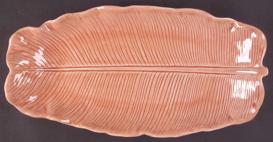 Lotus Peach Apricot 16" Oval Serving Platter by Metlox - Poppytrail - Vernon-1