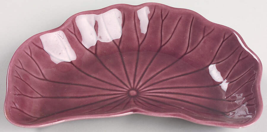 Lotus Plum Crescent Salad Plate by Metlox - Poppytrail - Vernon-1