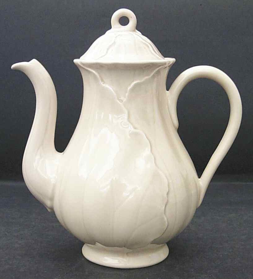 Lotus Sand Coffee Pot & Lid by Metlox - Poppytrail - Vernon-1