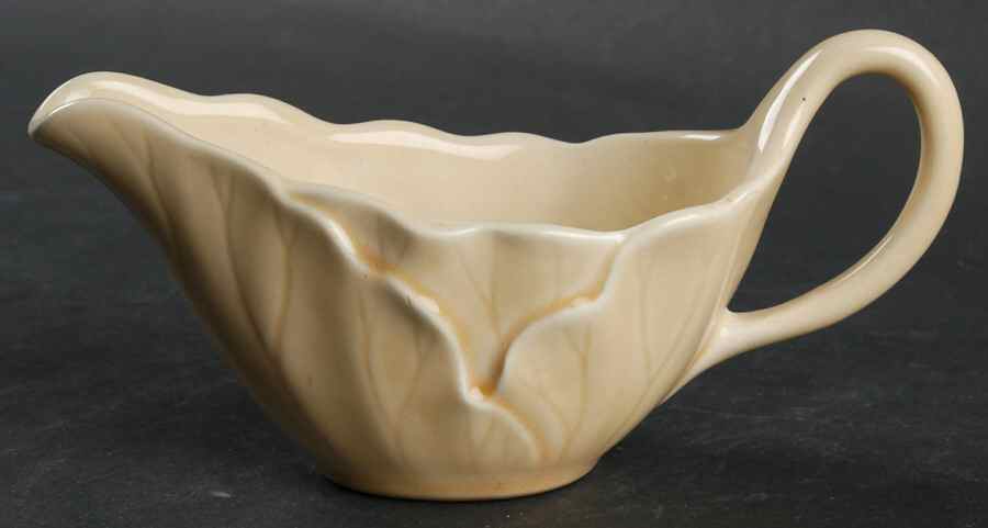 Lotus Sand Gravy Boat by Metlox - Poppytrail - Vernon-1