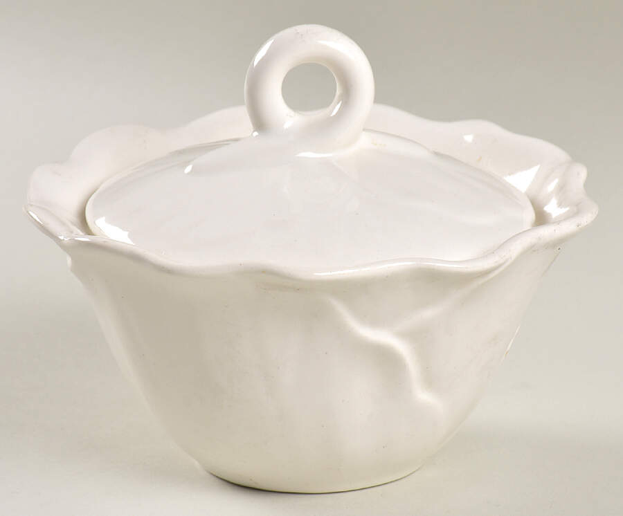 Lotus White Sugar Bowl & Lid by Metlox - Poppytrail - Vernon-1