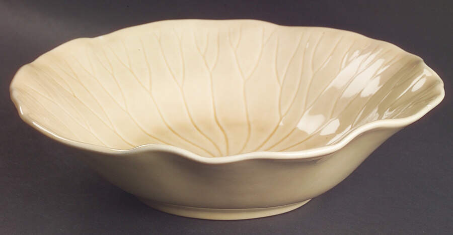 Lotus Wheat 11" Round Vegetable Bowl by Metlox - Poppytrail - Vernon-1