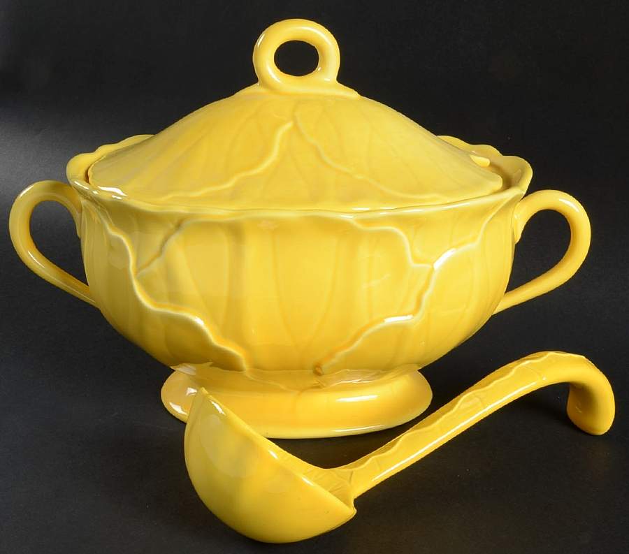 Lotus Bright Yellow Tureen & Lid w/Ladle by Metlox - Poppytrail - Vernon-1