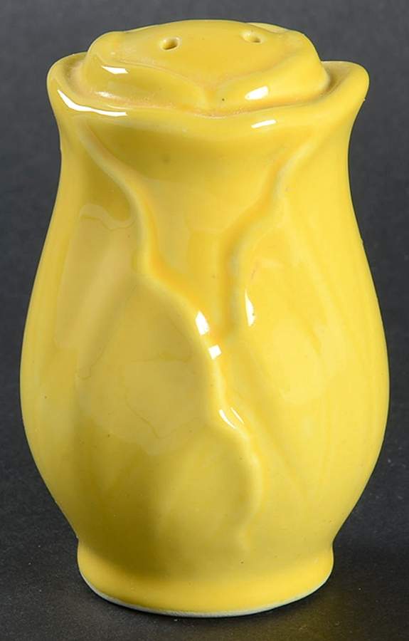 Lotus Bright Yellow Pepper Shaker by Metlox - Poppytrail - Vernon-1