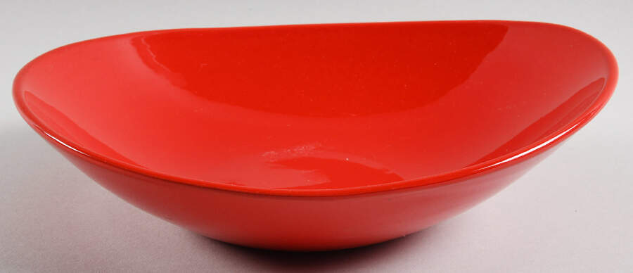 Mardi Gras 9" Round Vegetable Bowl by Metlox - Poppytrail - Vernon-1
