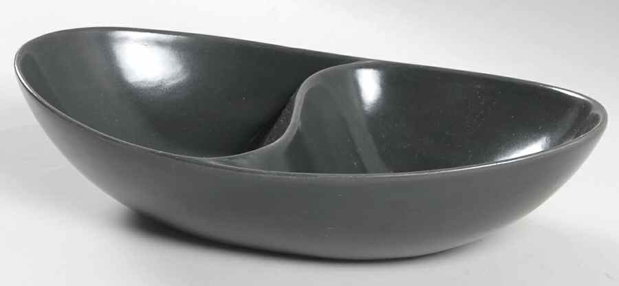 Mardi Gras 11" Oval Divided Vegetable Bowl by Metlox - Poppytrail - Vernon-1