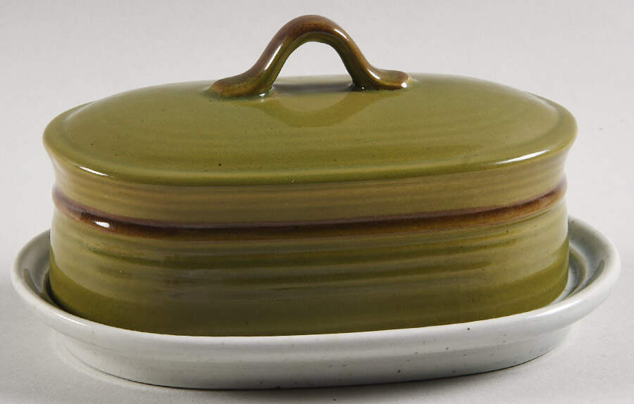Marina 1/4 Lb Covered Butter by Metlox - Poppytrail - Vernon-1