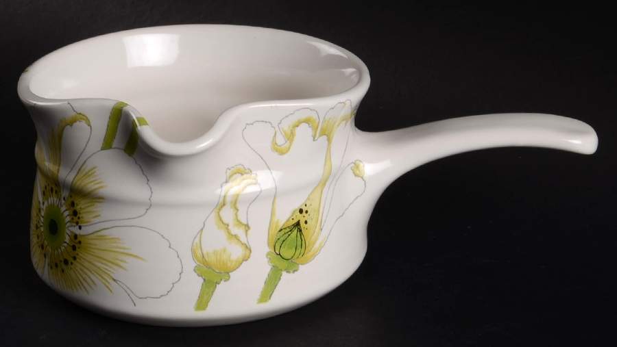 Matilija Gravy Boat by Metlox - Poppytrail - Vernon-1
