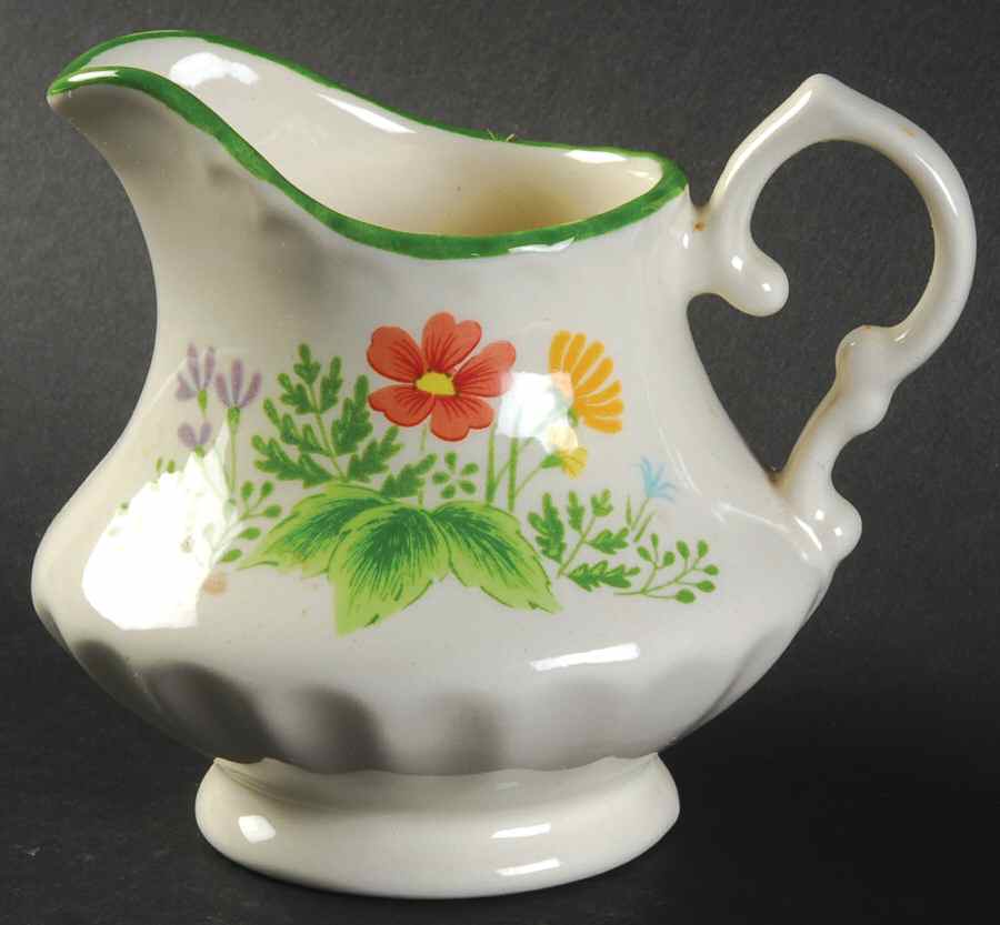 Meadow Creamer by Metlox - Poppytrail - Vernon-1