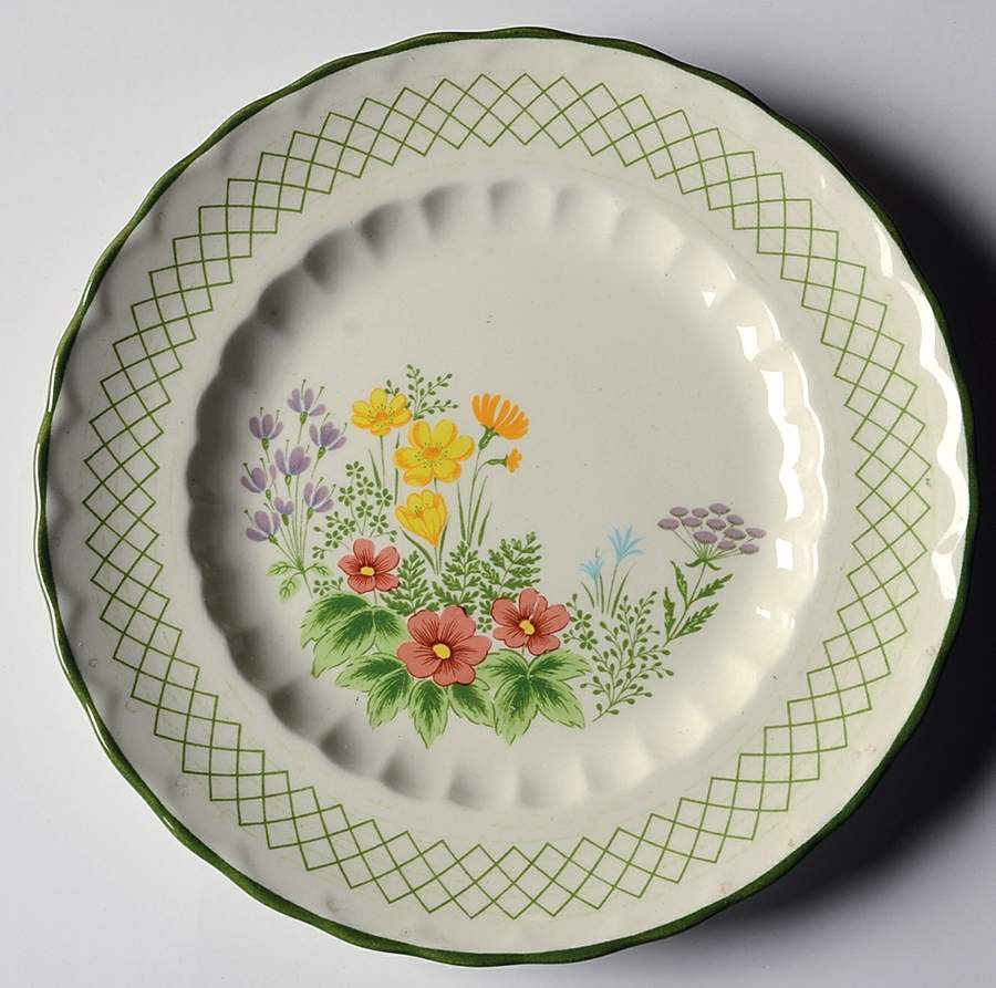 Meadow Salad Plate by Metlox - Poppytrail - Vernon-1