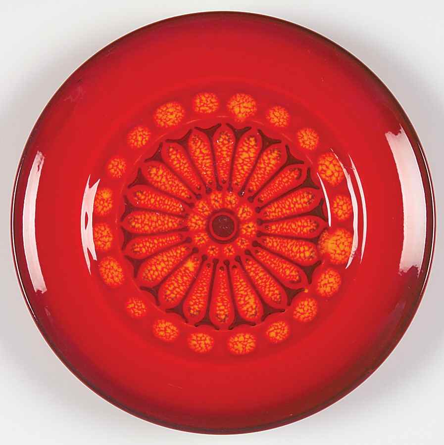 Medallion Red Saucer by Metlox - Poppytrail - Vernon-1