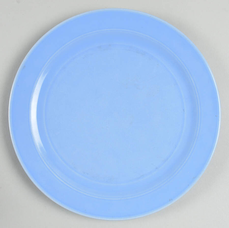 Modern California Azure Luncheon Plate by Metlox - Poppytrail - Vernon-1