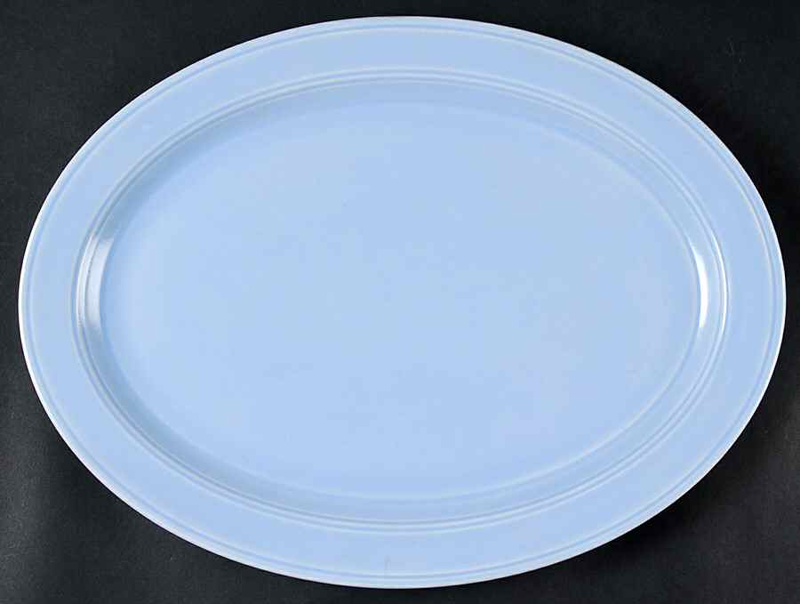 Modern California Azure 16" Oval Serving Platter by Metlox - Poppytrail - Vernon-1