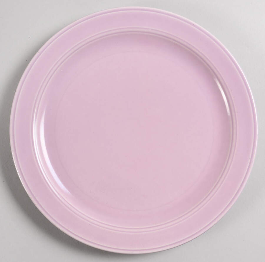 Modern California Orchid Lavender Dinner Plate by Metlox - Poppytrail - Vernon-1