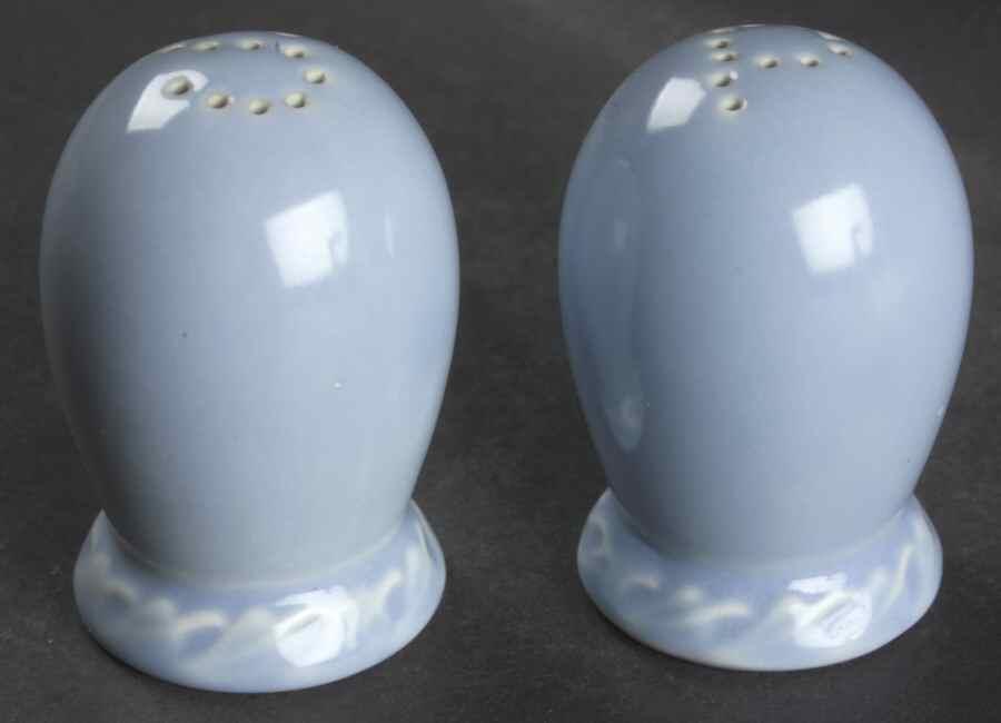Native California Blue Salt & Pepper Set by Metlox - Poppytrail - Vernon-1