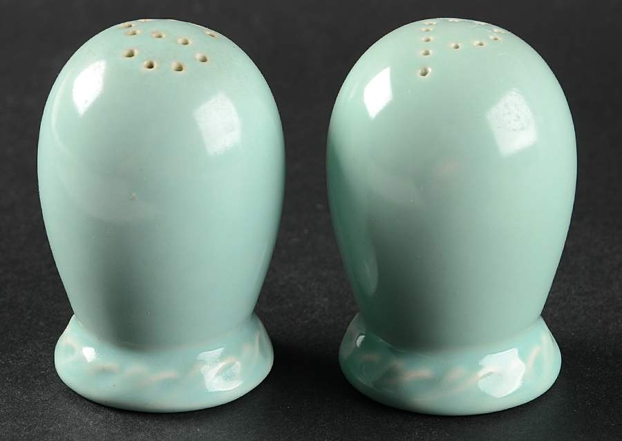 Native California Green Salt & Pepper Set by Metlox - Poppytrail - Vernon-1