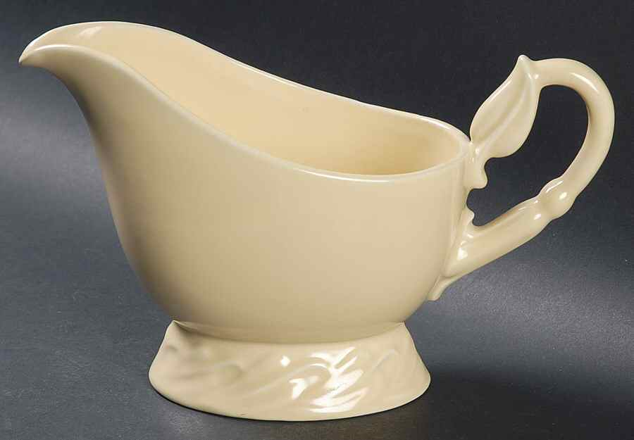 Native California Yellow Gravy Boat by Metlox - Poppytrail - Vernon-1