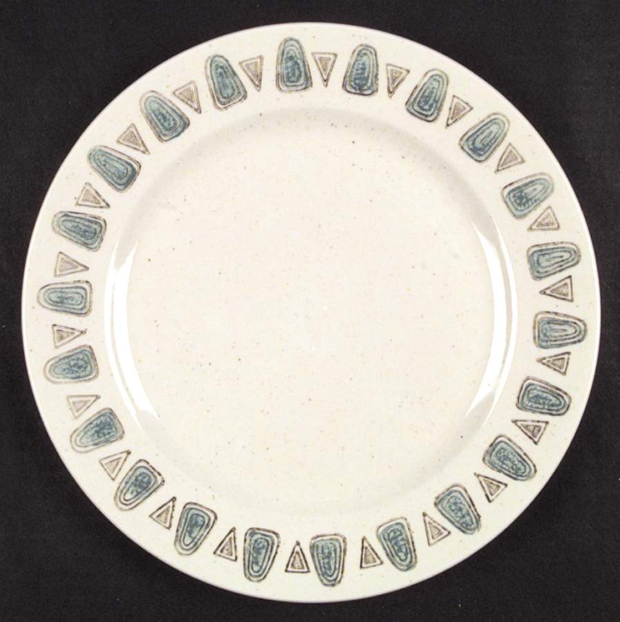Navajo Dinner Plate by Metlox - Poppytrail - Vernon-1