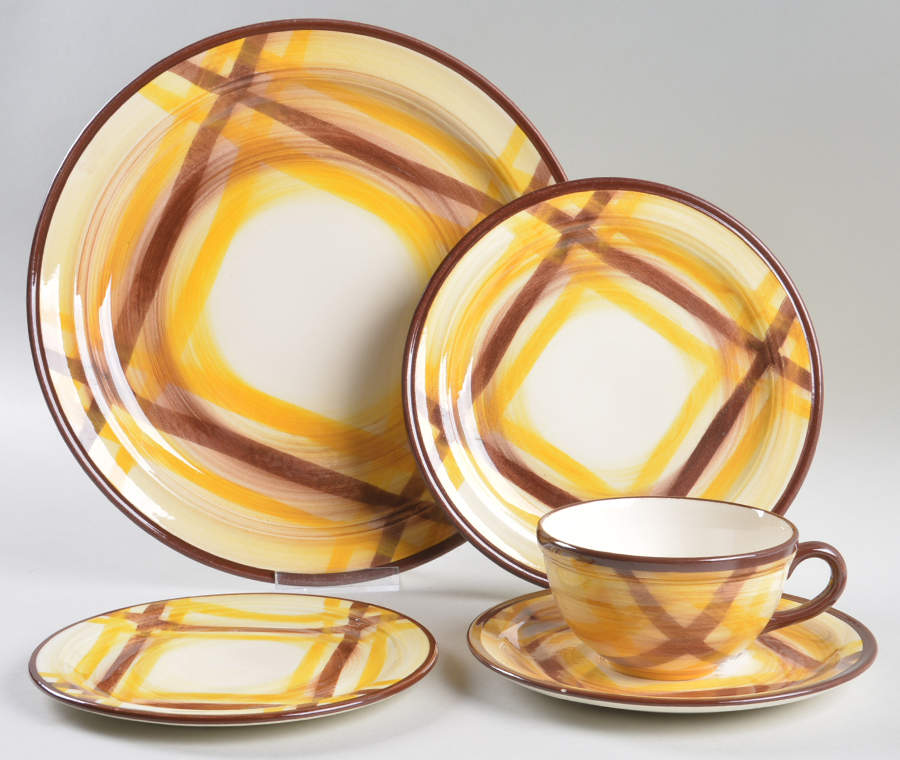 Organdie 5 Piece Place Setting by Metlox - Poppytrail - Vernon-1