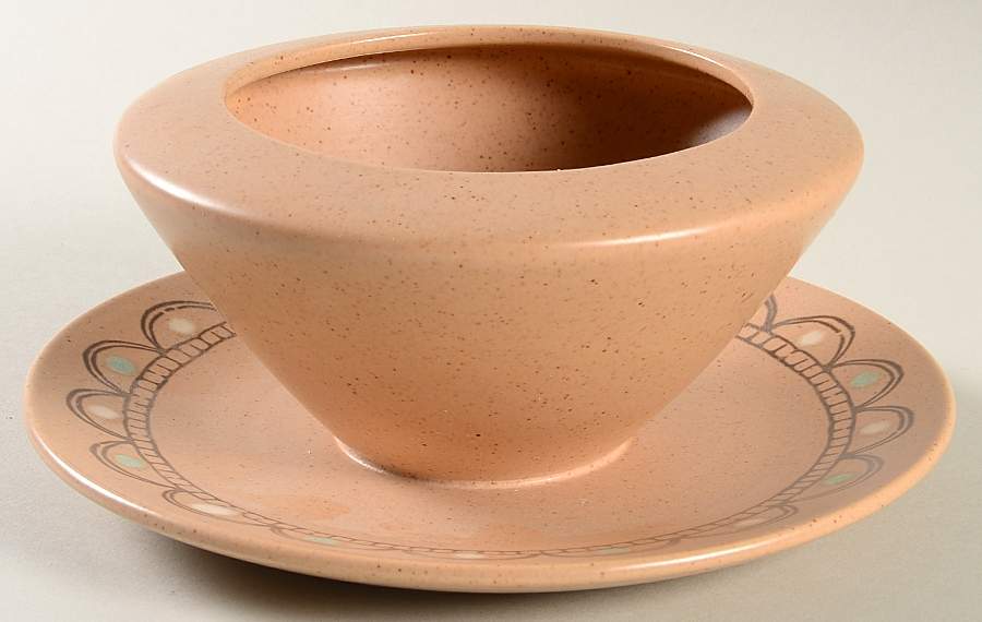 Painted Desert (Rim) Gravy Boat with Attached Underplate by Metlox - Poppytrail - Vernon-1