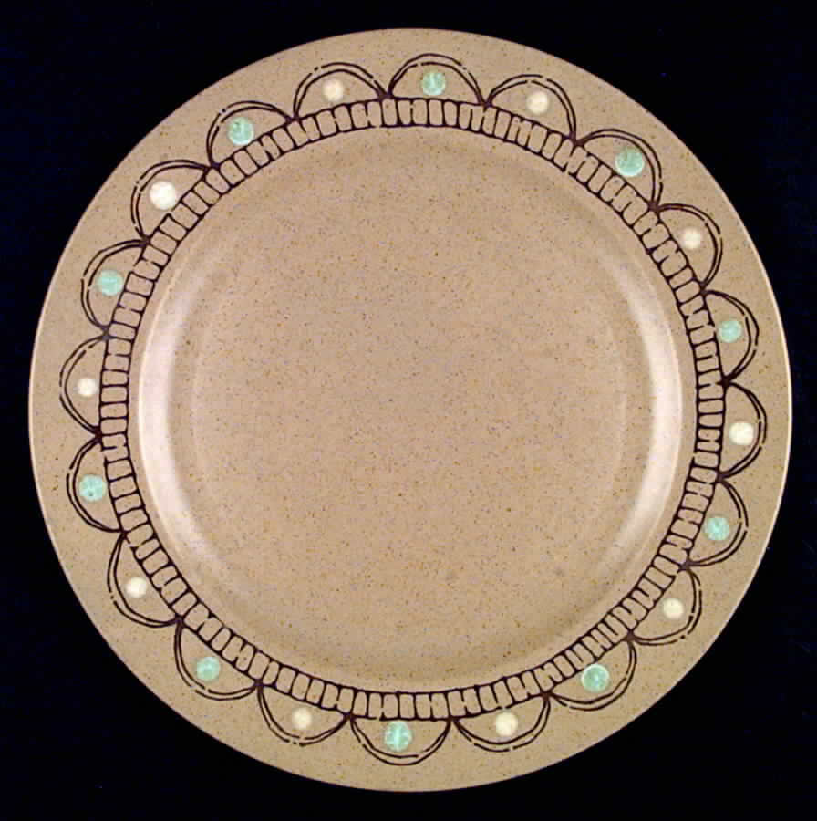 Painted Desert (Rim) Dinner Plate by Metlox - Poppytrail - Vernon-1