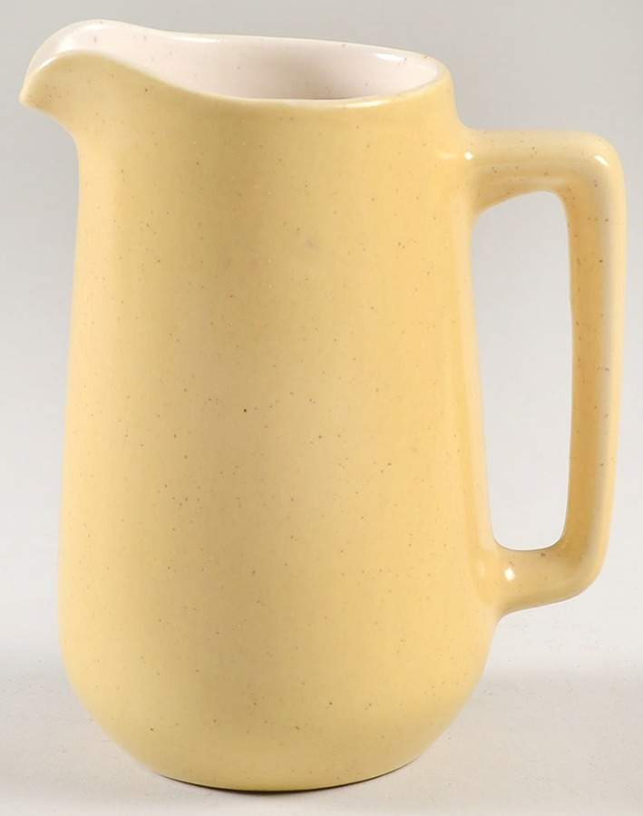 Palm Springs 16 Oz Pitcher by Metlox - Poppytrail - Vernon-1