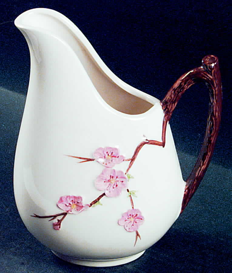 Peach Blossom 32 Oz Pitcher by Metlox - Poppytrail - Vernon-1