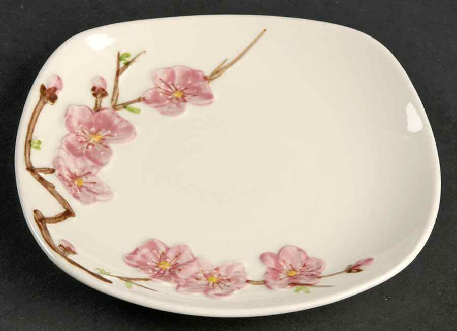 Peach Blossom Bread & Butter Plate by Metlox - Poppytrail - Vernon-1