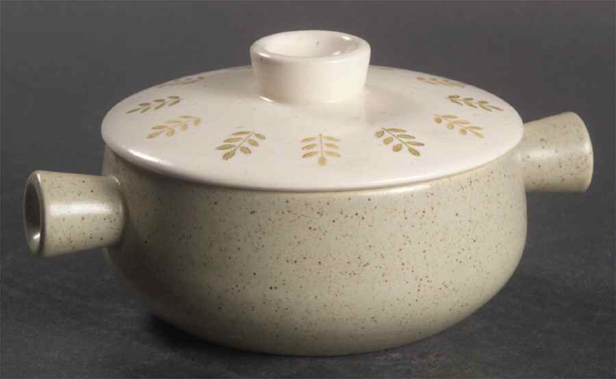 Pepper Tree Individual Casserole & Lid by Metlox - Poppytrail - Vernon-1
