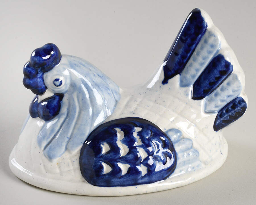 Provincial Blue Lid for Hen on Nest by Metlox - Poppytrail - Vernon-1