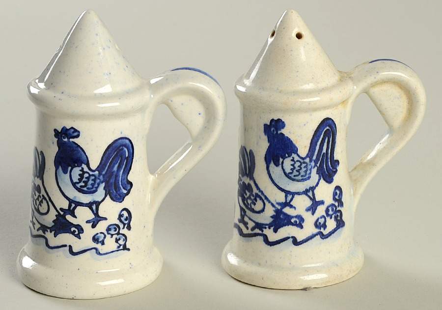 Provincial Blue Salt & Pepper Set by Metlox - Poppytrail - Vernon-1