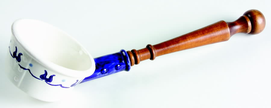 Provincial Blue Pipkin Strainer by Metlox - Poppytrail - Vernon-1