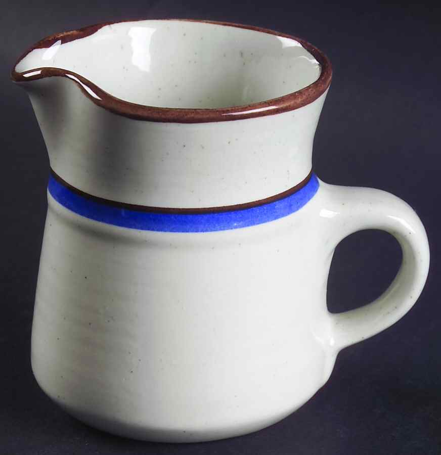 Primary Blue Creamer by Metlox - Poppytrail - Vernon-1