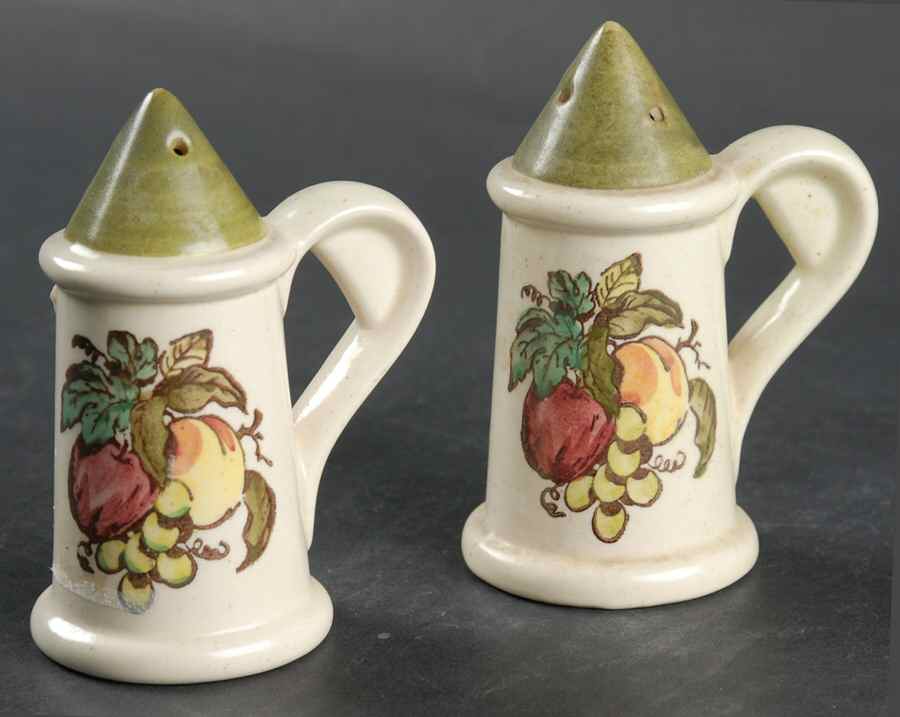 Provincial Fruit Green Condiment Set, Salt & Pepper Set by Metlox - Poppytrail - Vernon-1