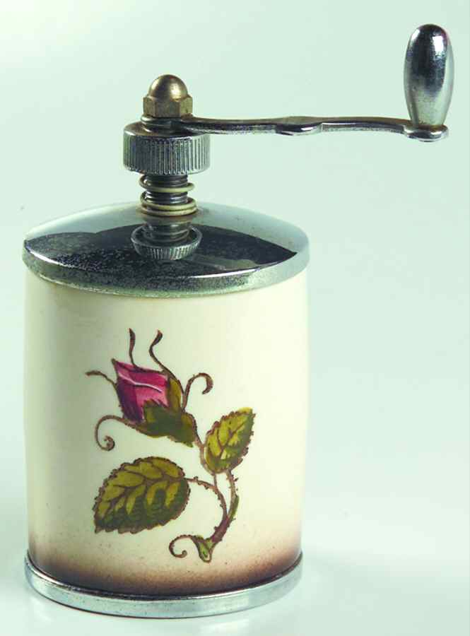 Provincial Rose Pepper Mill by Metlox - Poppytrail - Vernon-1