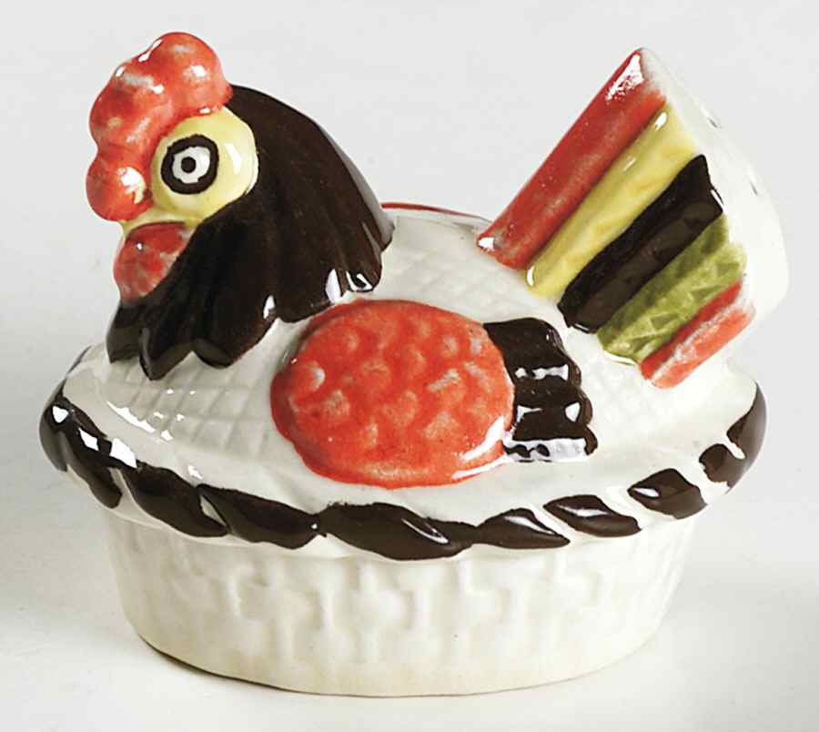 Red Rooster Hen On Nest Salt Shaker by Metlox - Poppytrail - Vernon-1