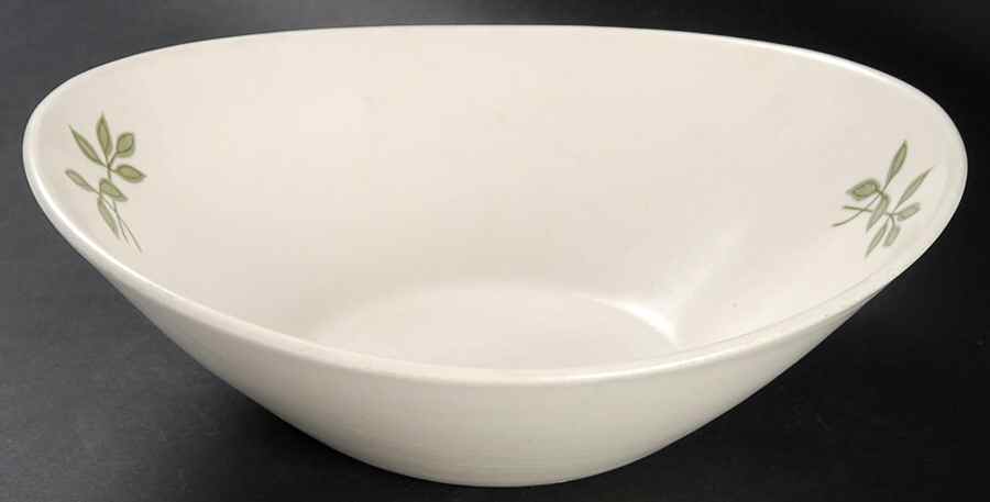 Rose A Day 9" Oval Vegetable Bowl by Metlox - Poppytrail - Vernon-1