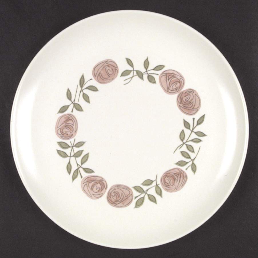 Rose A Day Dinner Plate by Metlox - Poppytrail - Vernon-1