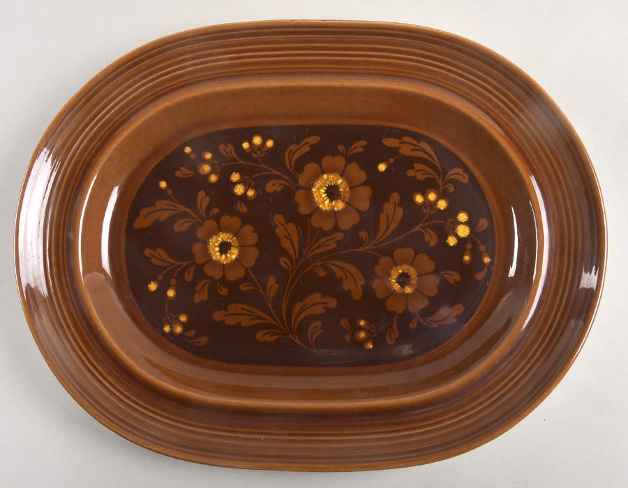 San Clemente Hacienda La Casa Brown 13" Oval Serving Platter by Metlox - Poppytrail - Vernon-1