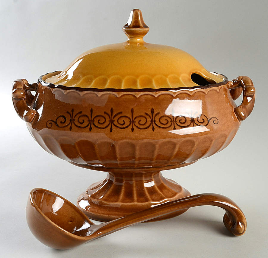 San Fernando Gold Tureen & Lid w/Ladle by Metlox - Poppytrail - Vernon-1